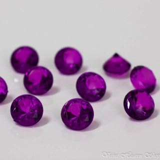 Diamanty slivkové 20mm 10ks