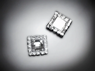 Kamienok štvorec 15x15mm 1ks