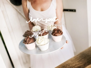 Košíčky na muffiny a cupcake sivé Elegant Bliss Silver