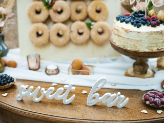 Drevený nápis sweet bar