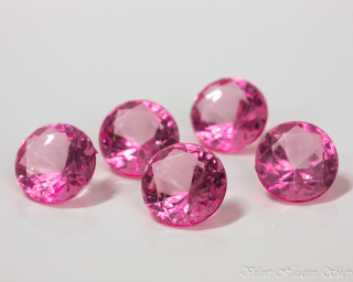 Diamanty cyklámenové bledé 20mm 10ks